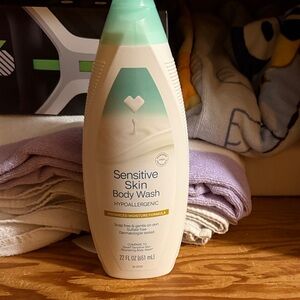 CVS brand Sensitive Skin Body Wash - Hypoallergenic